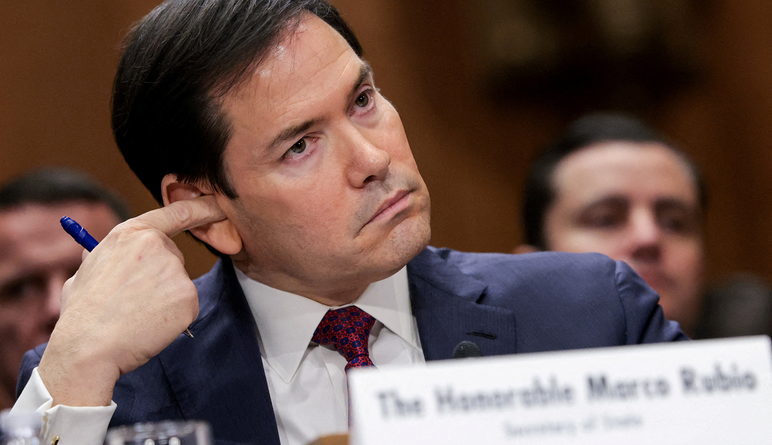 'Những lập luận tồi tệ': Thượng nghị sĩ đảng Cộng hòa dồn Marco Rubio vào thế khó về chính sách đối ngoại của Trump.