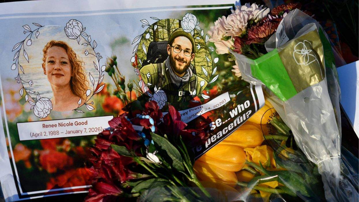 Memorial to Renee Nicole Good and Alex Pretti in Minneapolis