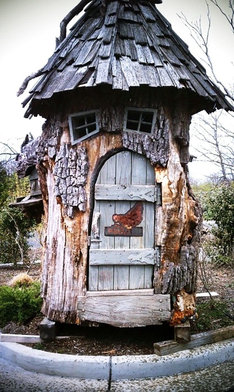 21 of the Most Outrageously Cool Chicken Coops (Which Is Your Favorite
