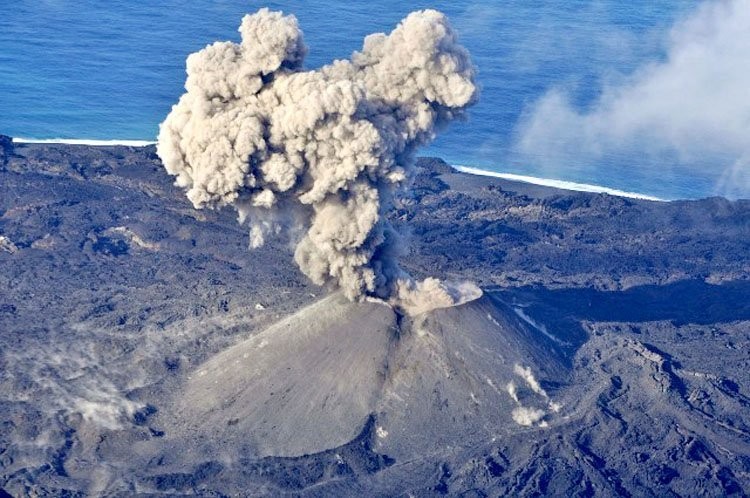 Volcano Grows New Island Off Japanese Coast EcoWatch