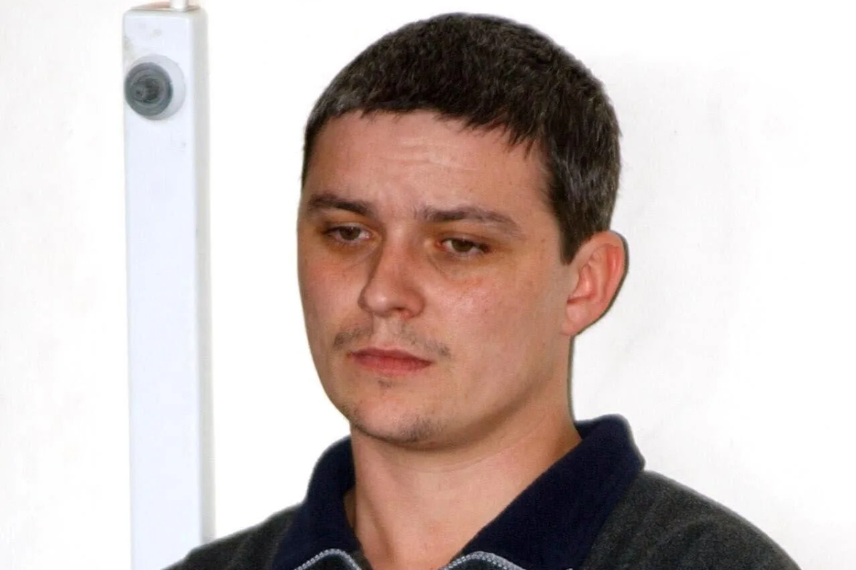 Taxpayers cover £2,000 costs of Ian Huntley’s cremation as child murderer given £265 eco-friendly coffin