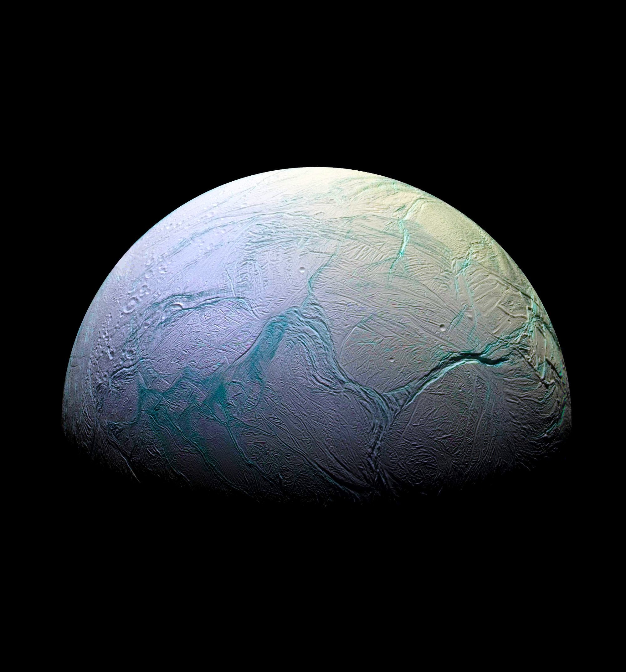 Saturn's moon could hold alien life as scientists make stunning discovery