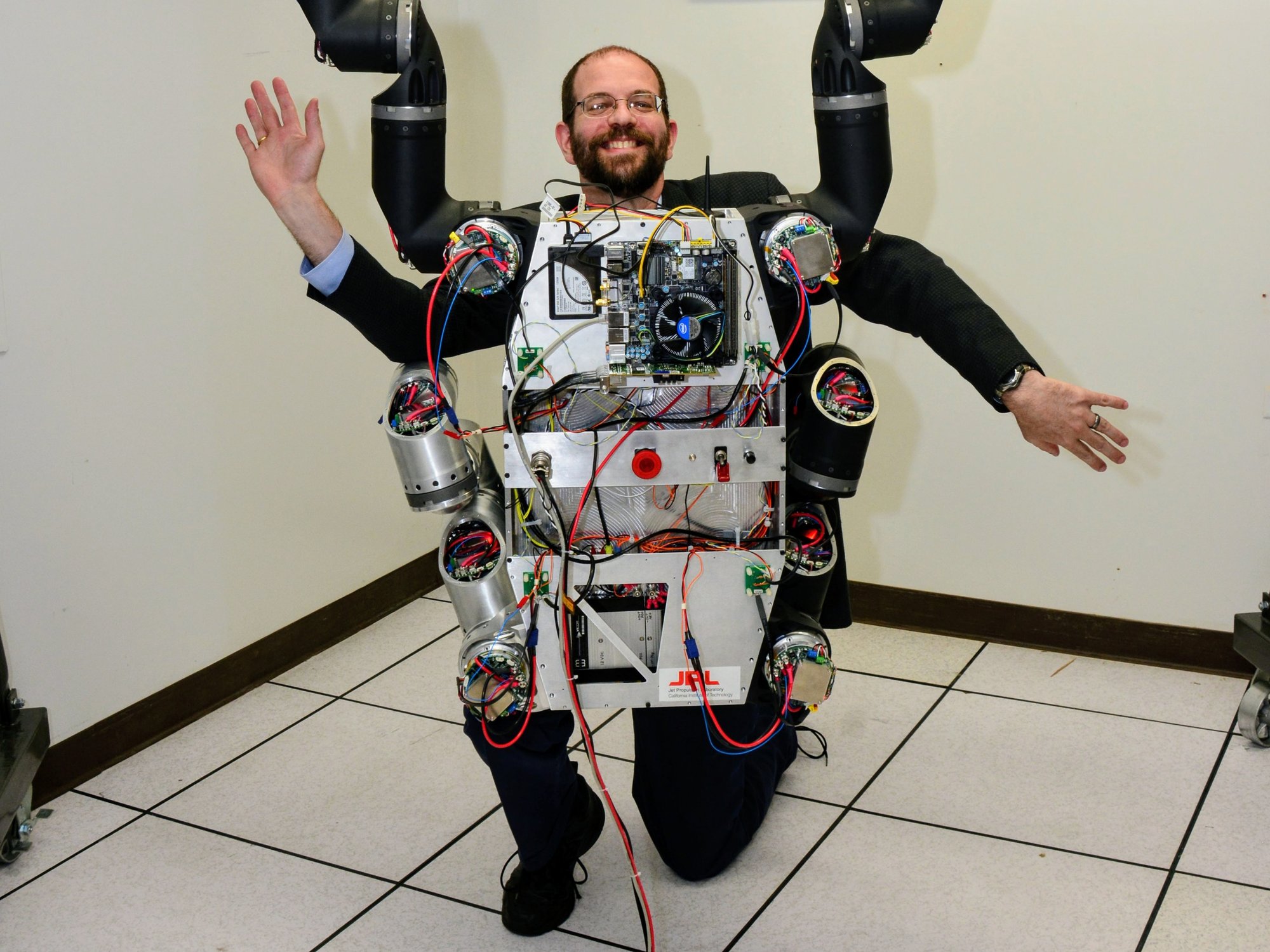 Video Friday: Beep! Beep! Roadrunner Bipedal Bot Breaks the Mold