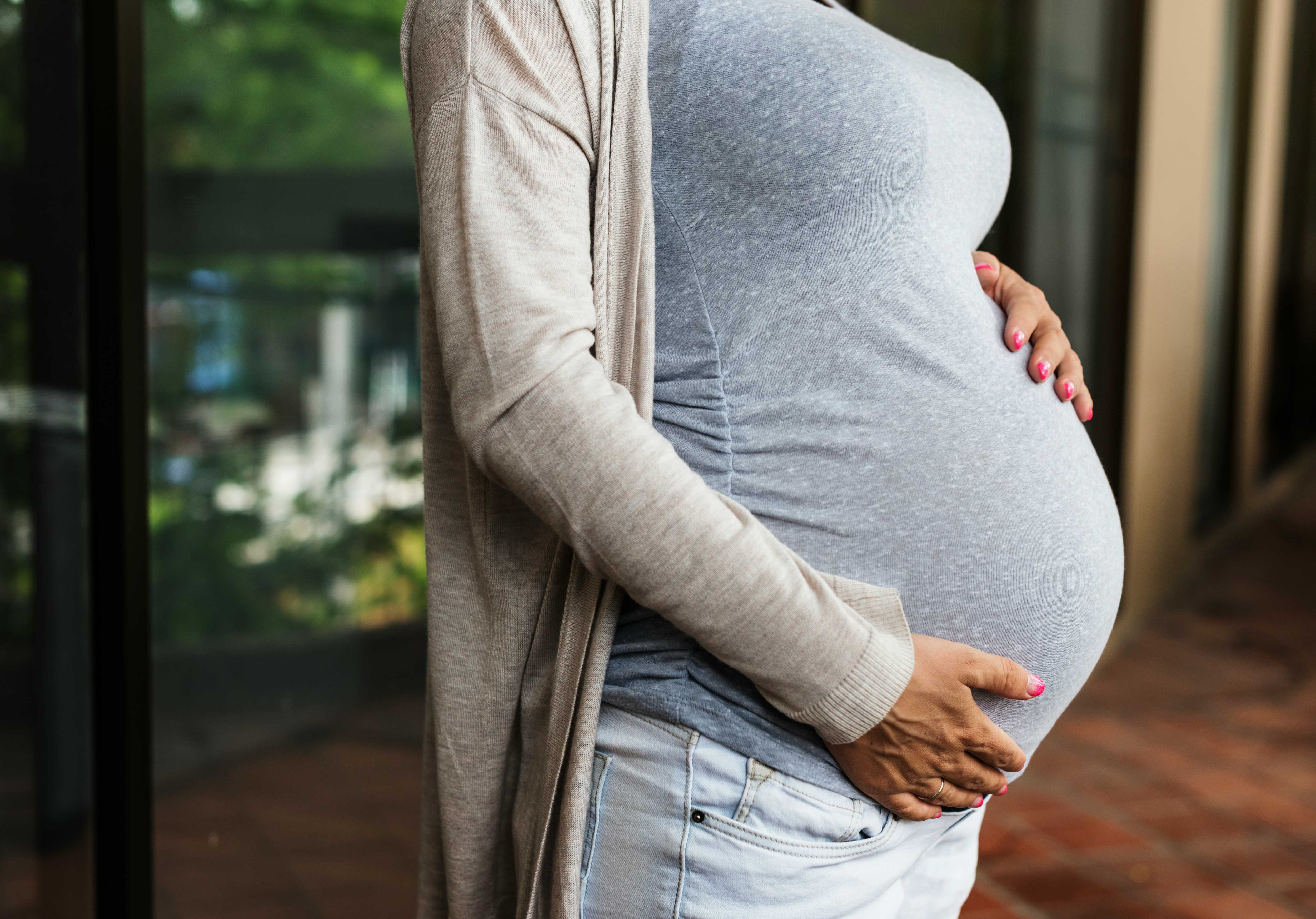 Dozens of chemicals found in pregnant U.S. women, with levels spiking in summertime