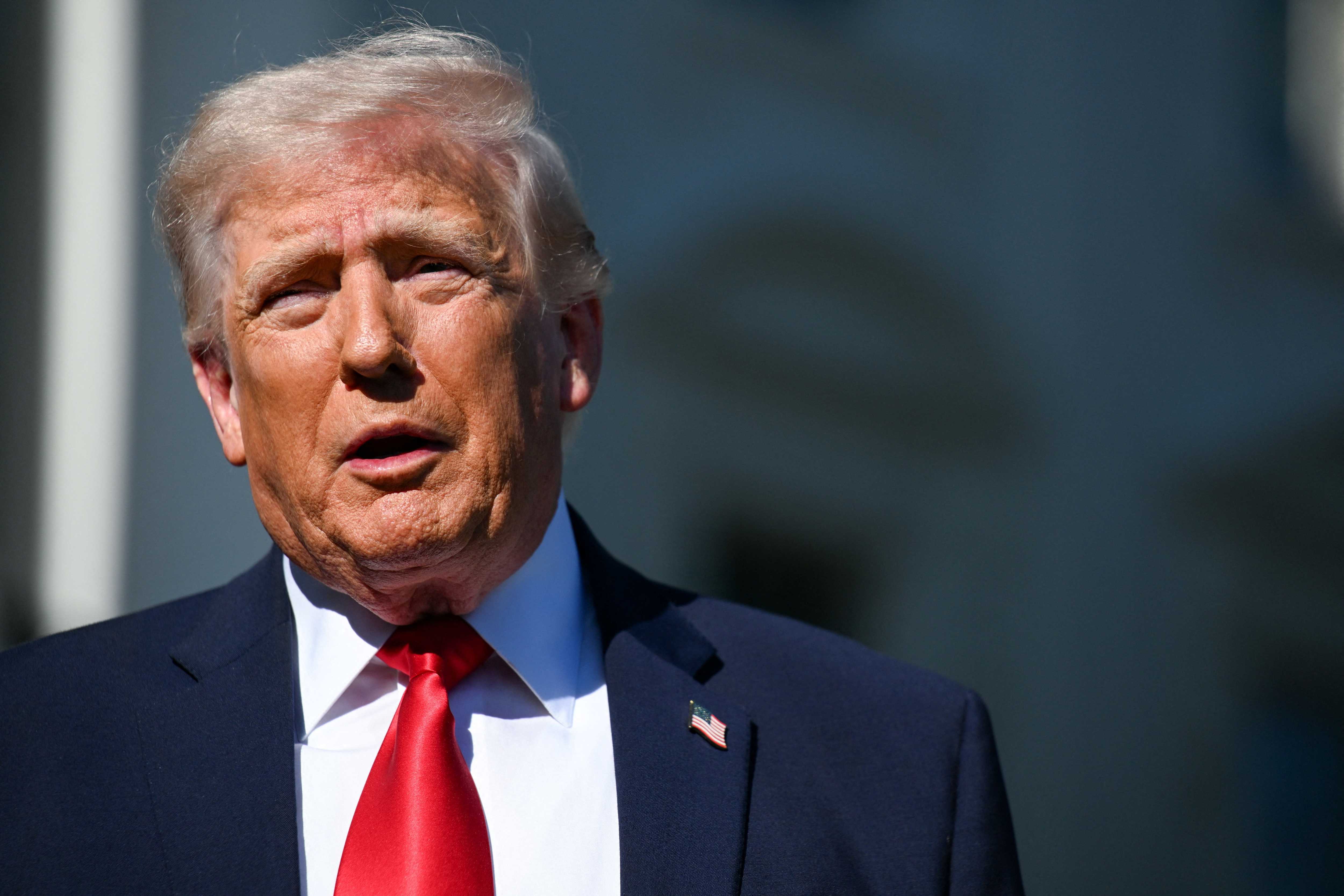 rawstory.com - Alexander Willis - Trump ignores grilling on price of gas by bragging about strength of market- before war