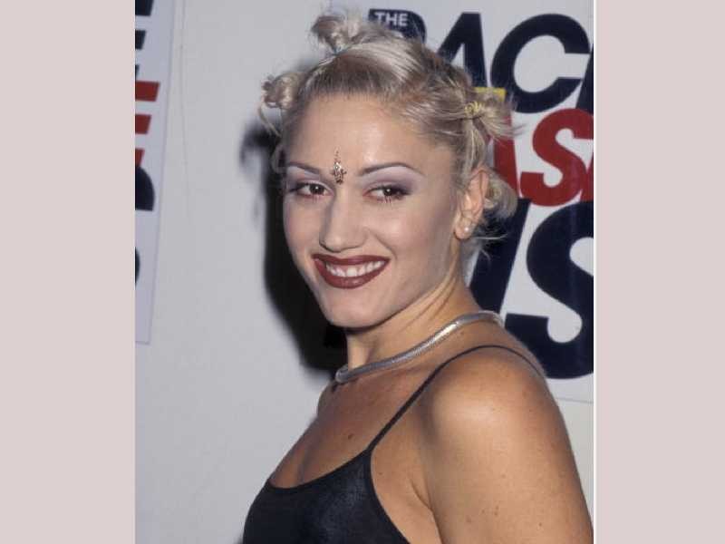 Gwen Stefani’s Ever Changing Face—Plastic Fantastic Or Au Naturel ...