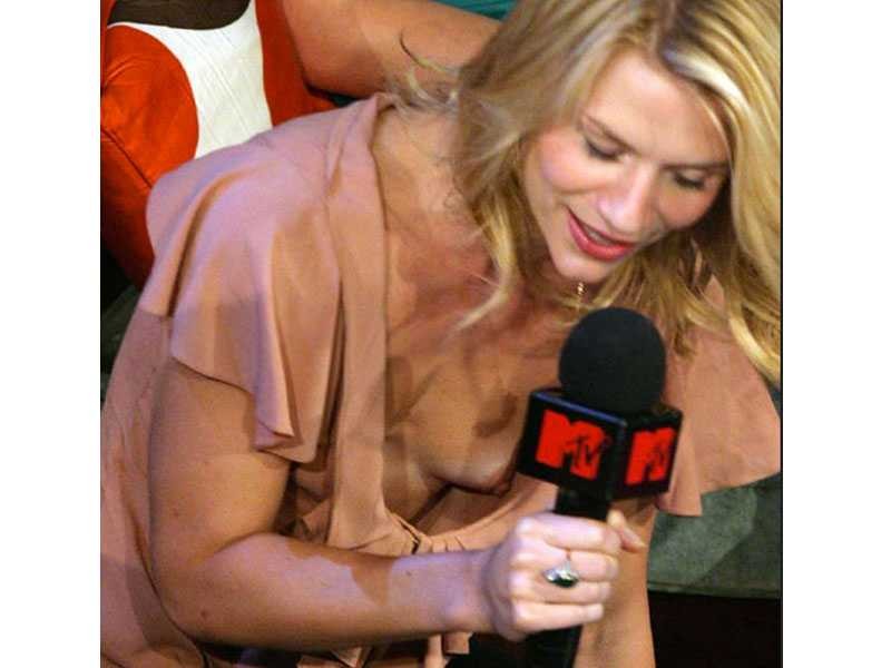 Free the Nipple! The Most Blatant Celebrity Nip Slips Popdust