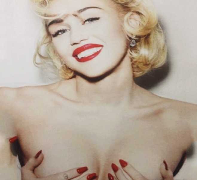 miley-cyrus-topless-marilyn-monroe-pose