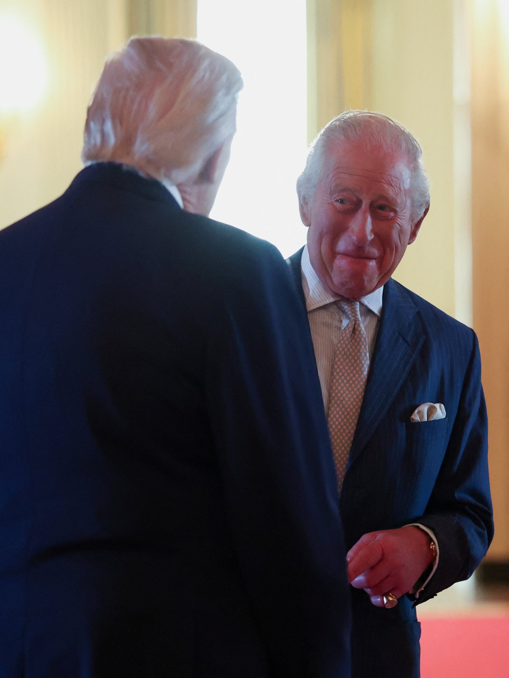 King Charles uses clever manoeuvre to stop Donald Trump's 'power move'