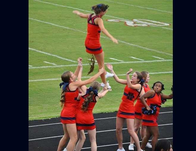 30 Of The Best Cheerleader Fails You Won't Want To Miss - Popdust