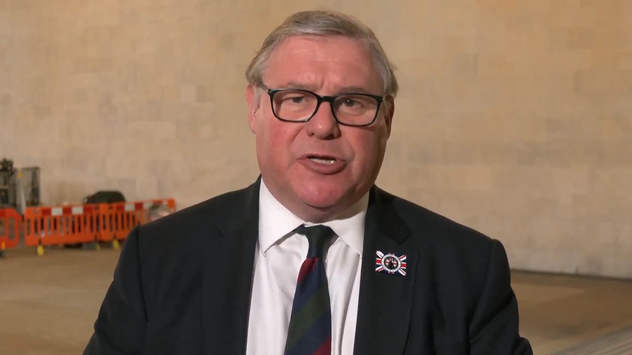Mark Francois declares Keir Starmer's resignation is the 'only way' for Labour to draw a line under Peter Mandelson scandal