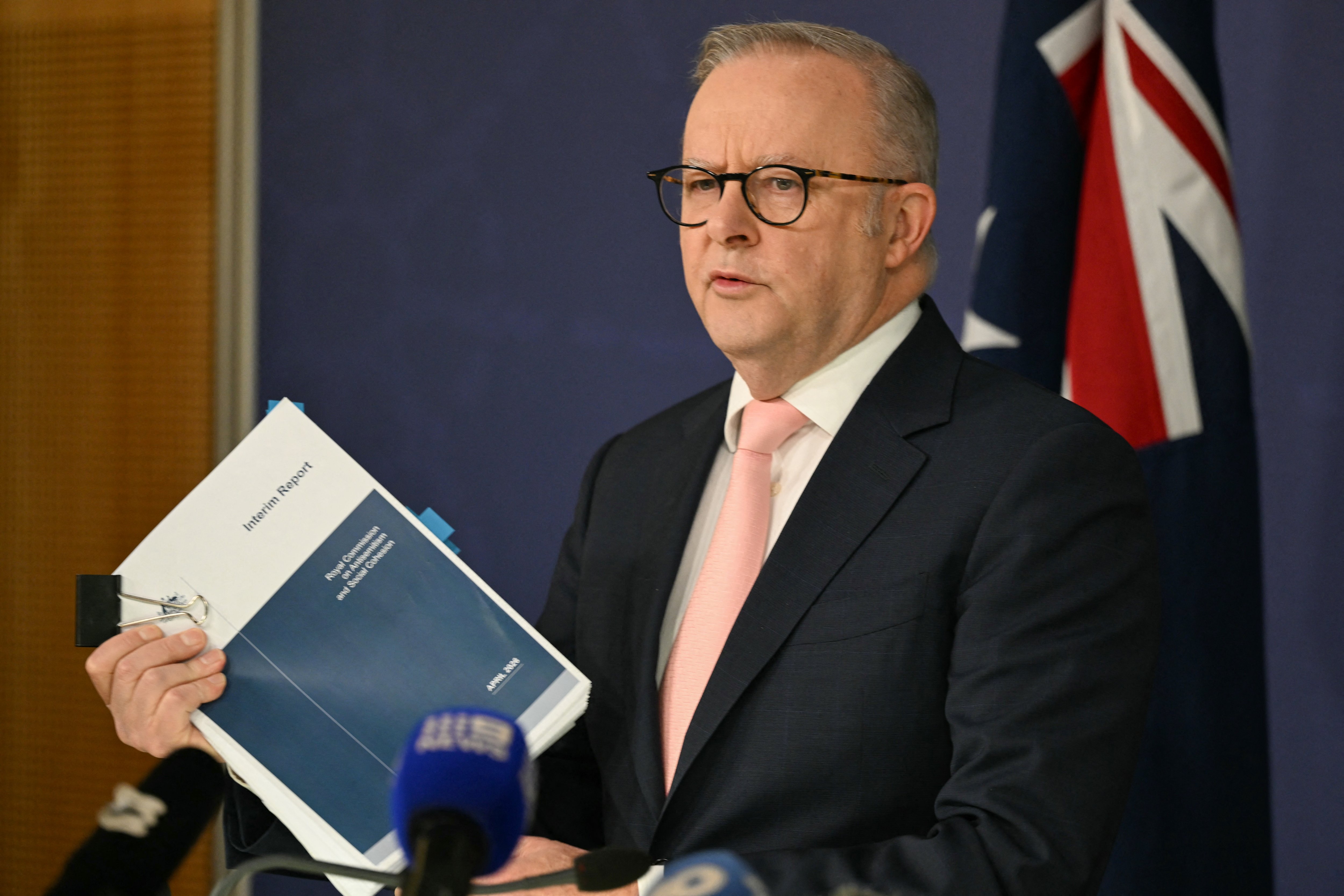 Bondi Beach inquiry 'fails to address Islamist extremism in Australia'