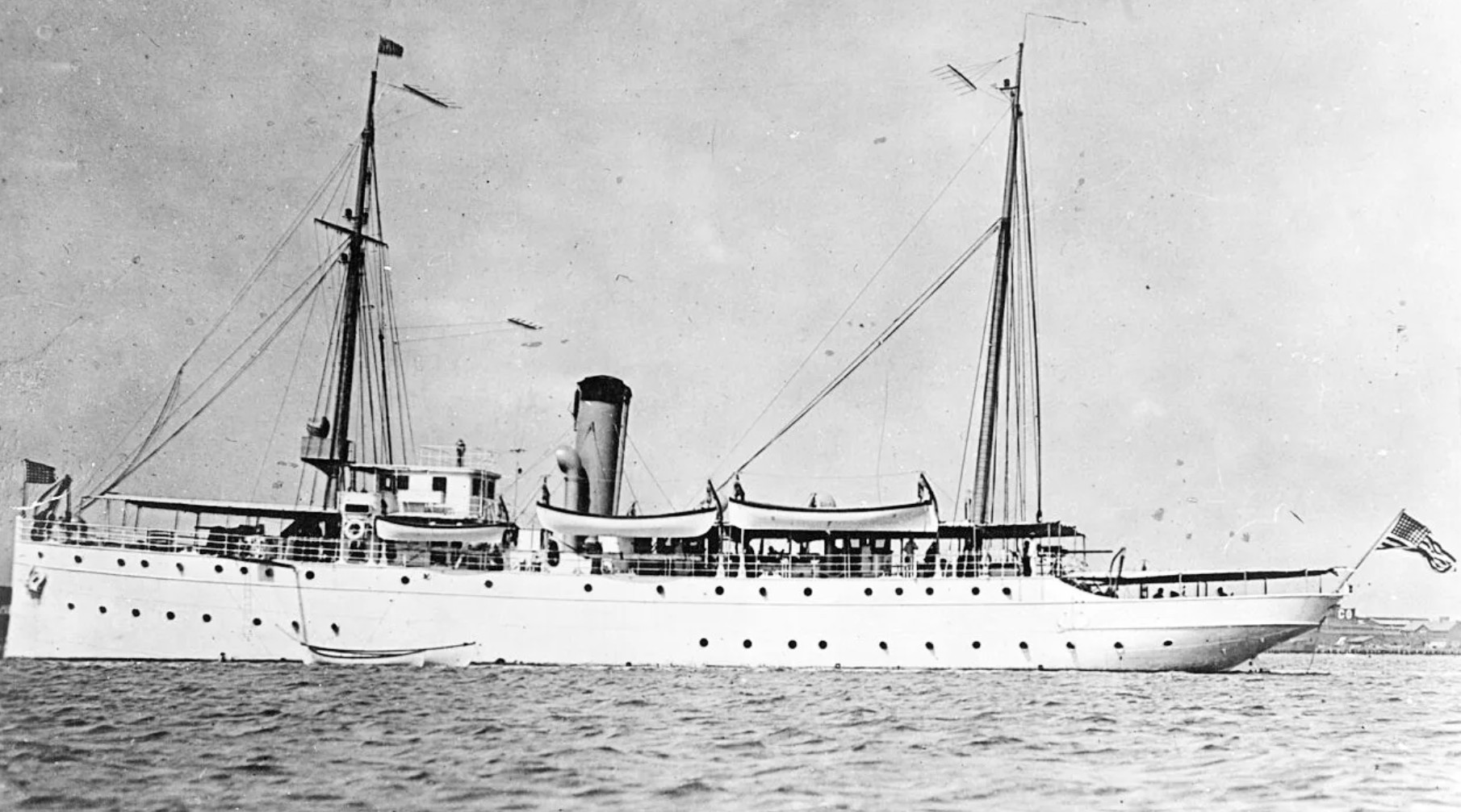 Shipwreck off Cornish coast thought to be missing US warship