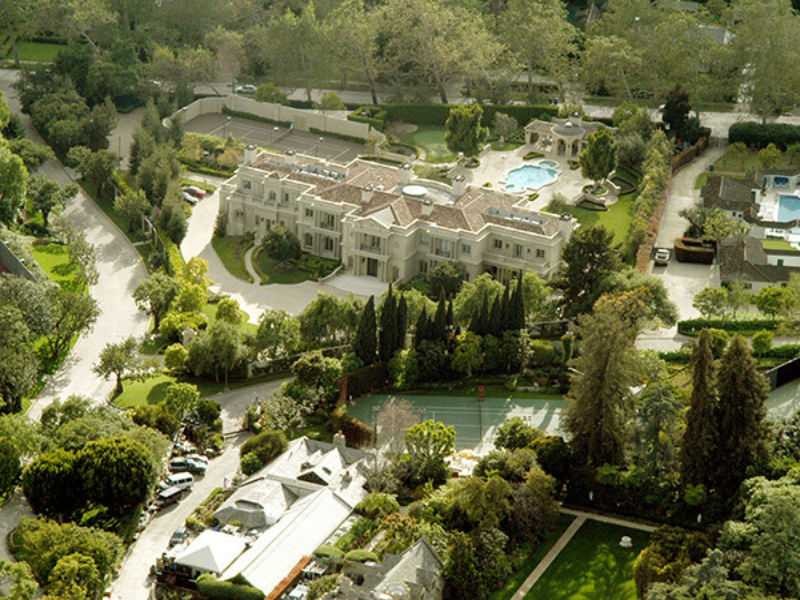 House Tour Tuesday The Playboy Mansion Can Be Yours Popdust   980x 