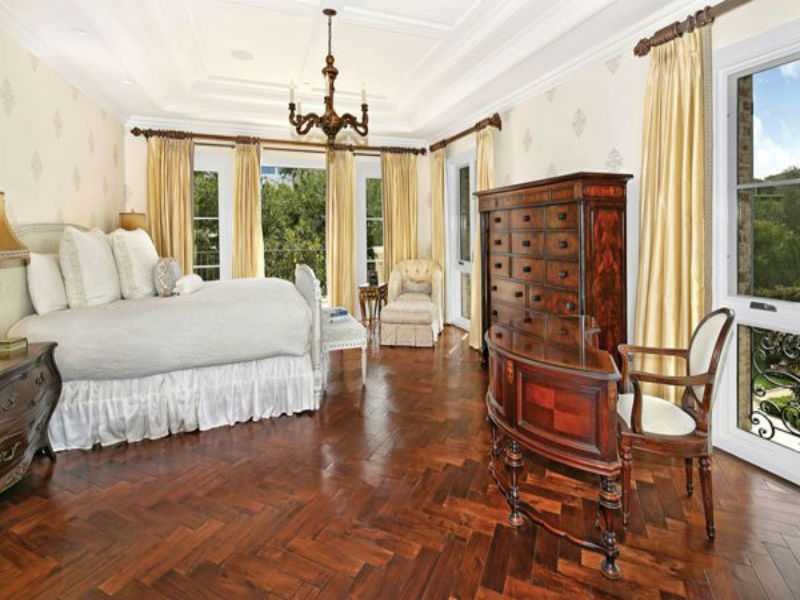 House Tour Tuesday RHOC Shannon Beador s 12 9 Million Mansion Popdust