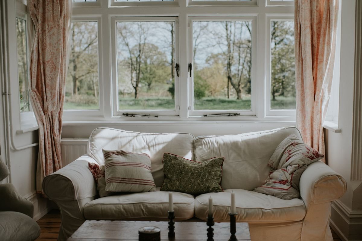 How to bring summer light into your home through interior design