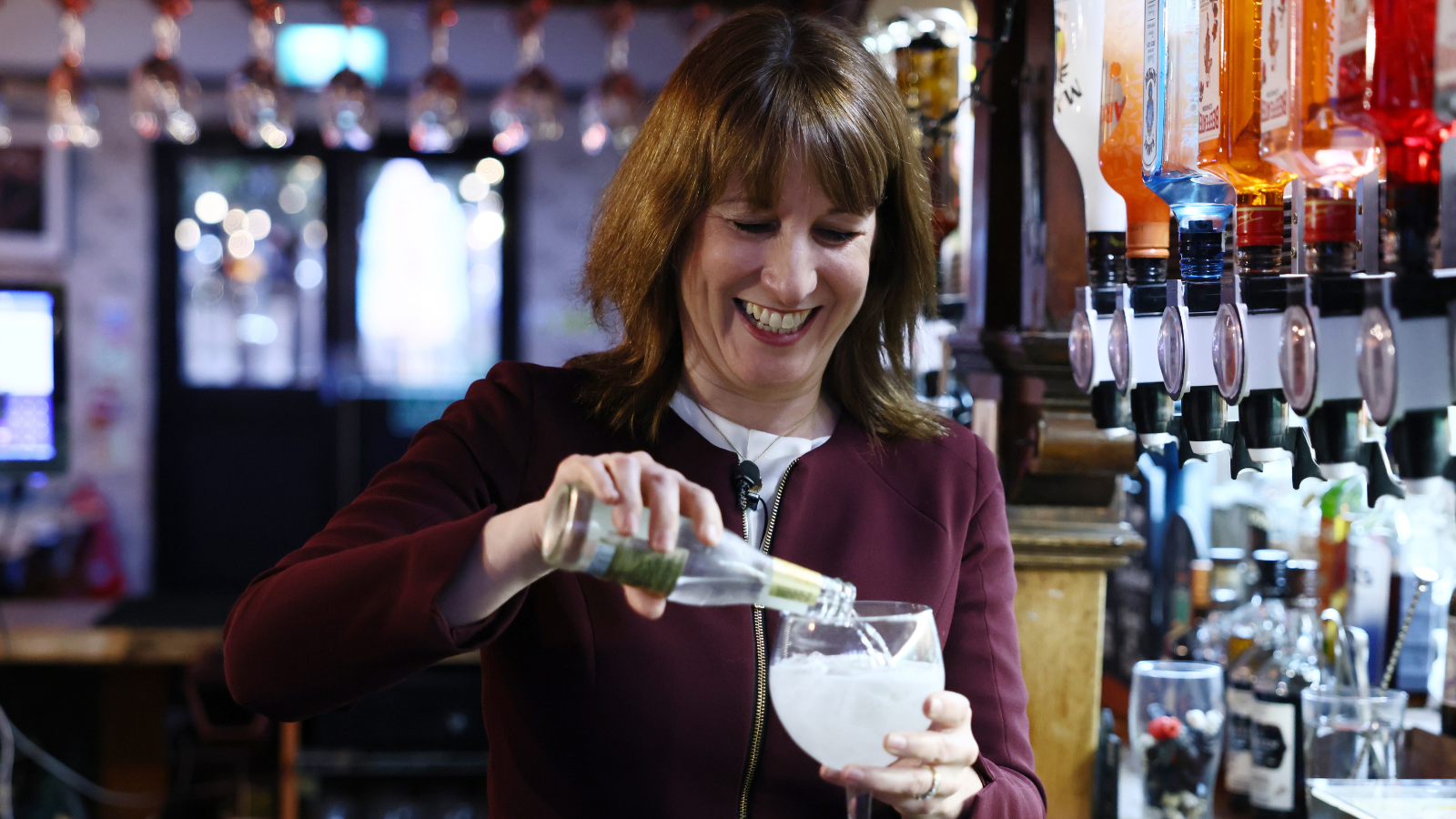 Rachel Reeves to smack 'countless' landlords with 'nice pub tax' on beloved country inns