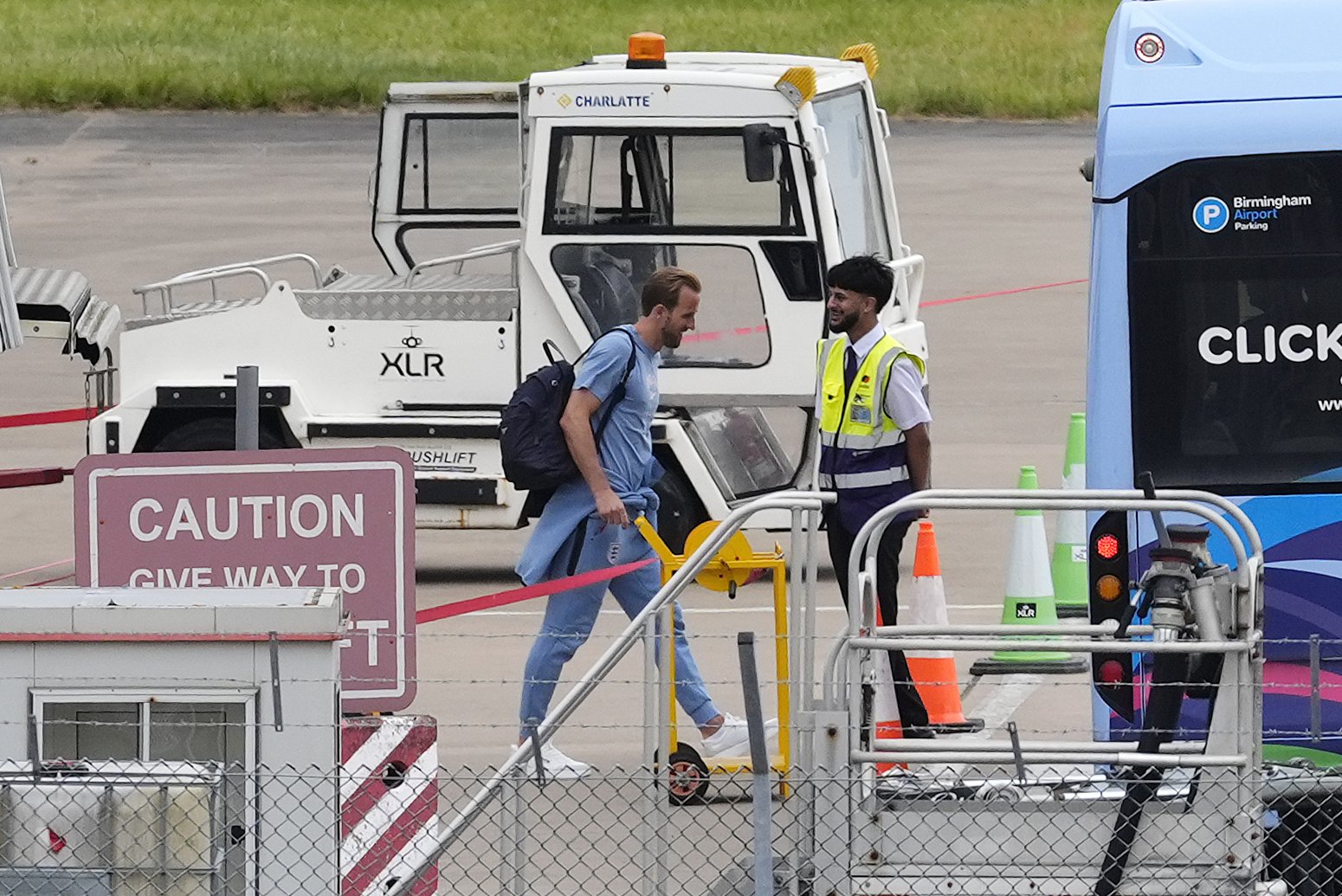 England fly to World Cup with Harry Kane and Thomas Tuchel dreaming of ending 60 years of hurt