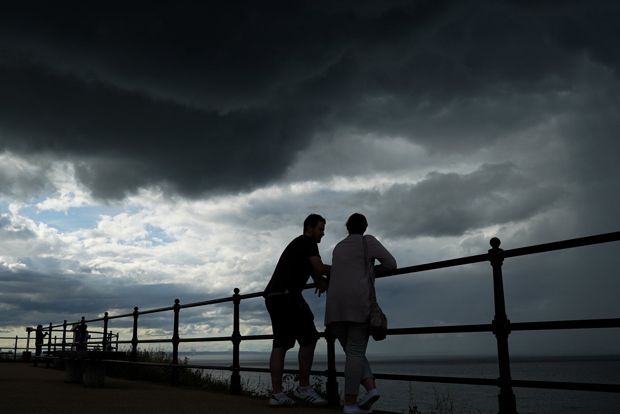Met Office issues urgent thunderstorm warning with powercuts and lightning set to strike