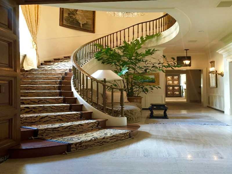 House Tour Tuesday—RHOBH’s Erika Girardi’s Pasadena Palace Popdust