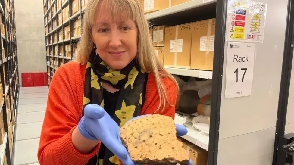 Ancient artefacts discovered inside Bronze Age bur
