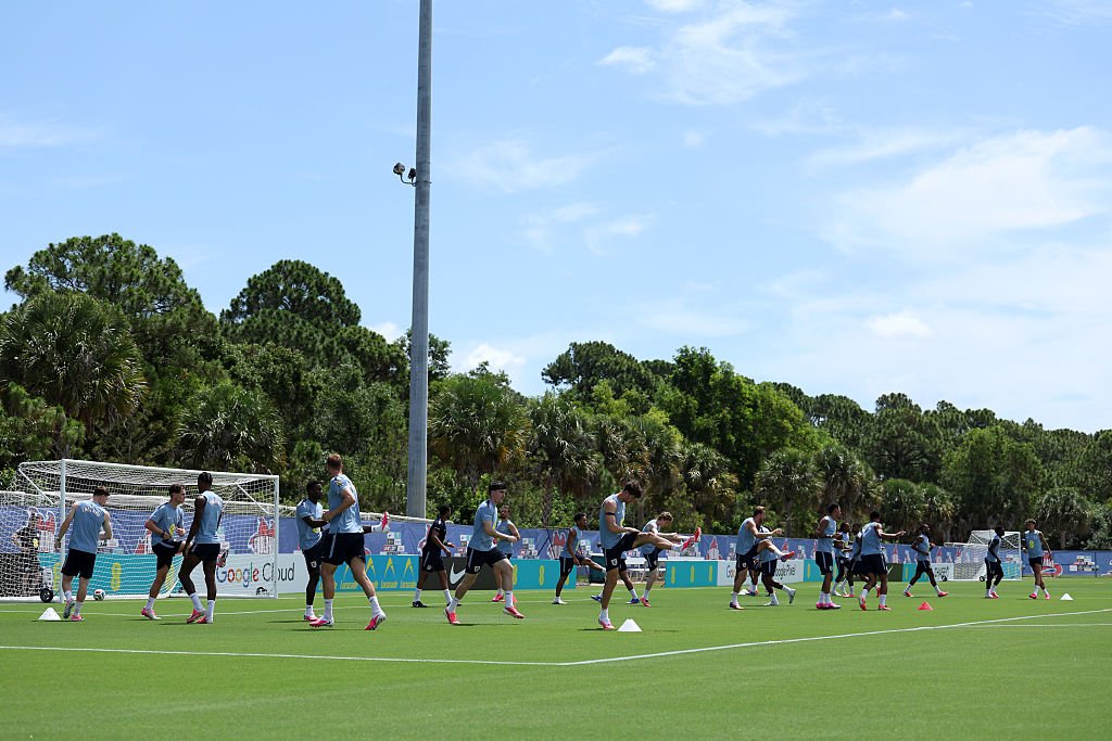 England's World Cup camp rocked by tremors from 6.
