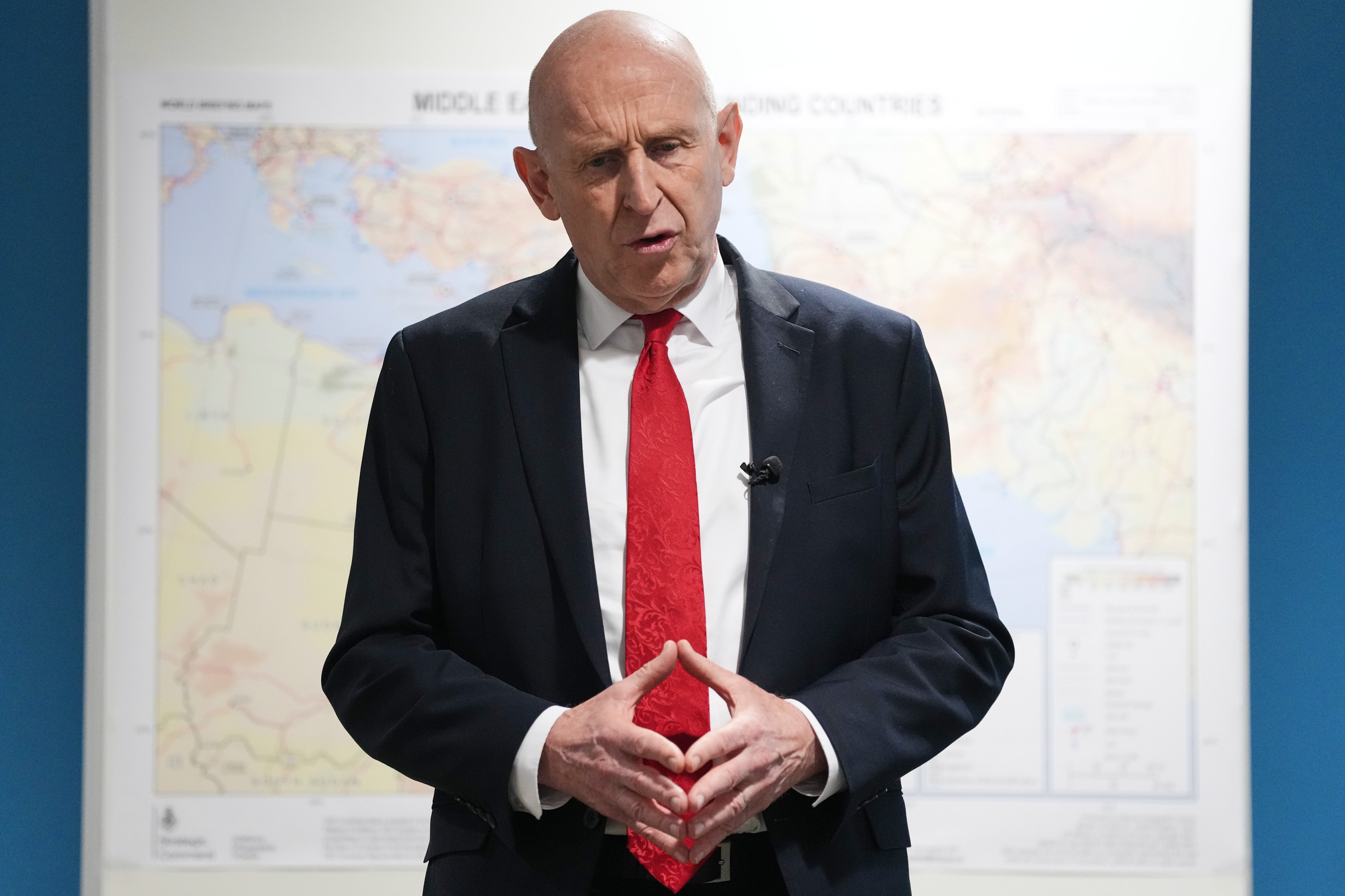 'Get a grip!' Major security warning as bungling MoD staff l