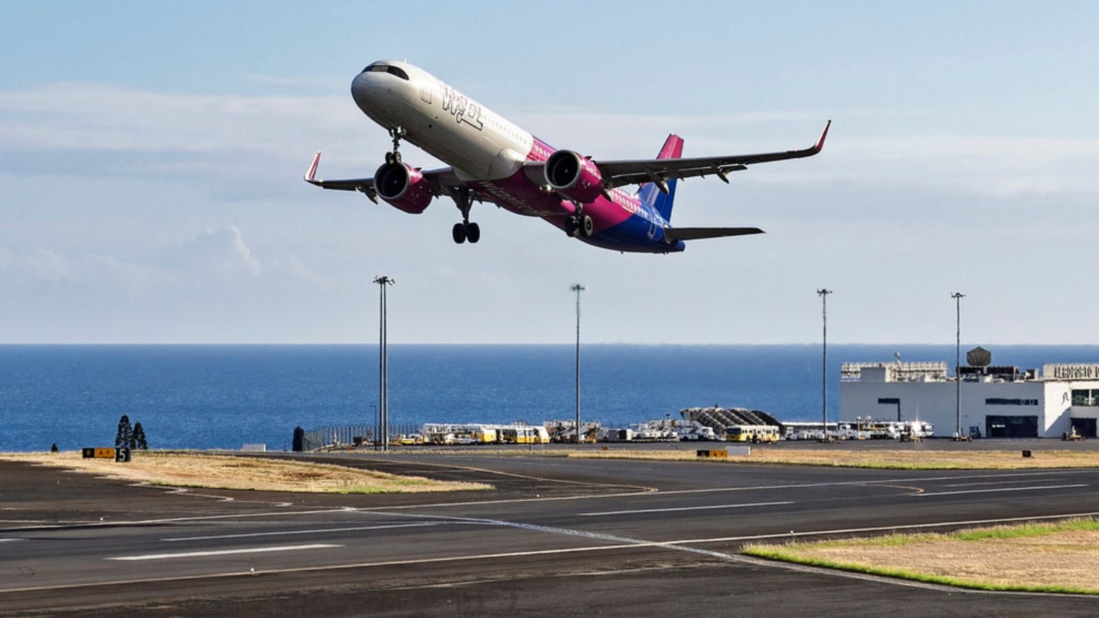 Wizz Air warns it could cut UK routes as air passenger duty reaches record levels