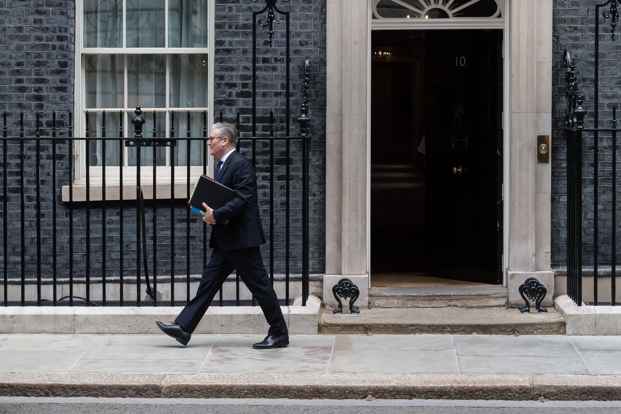 Keir Starmer leadership crisis finally comes to a head as Andy Burnham arrives for 'coronation'