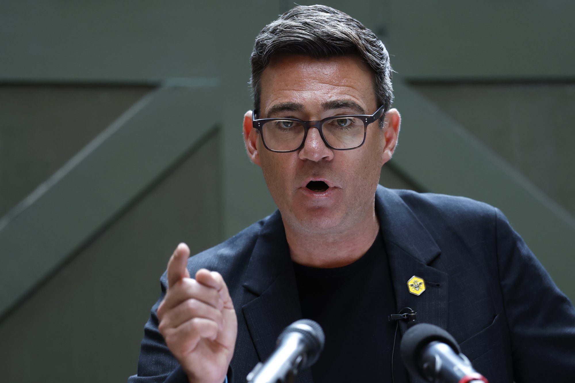 Andy Burnham told to axe No10 North after being warned 'playing PM in Manchester' will cost millions