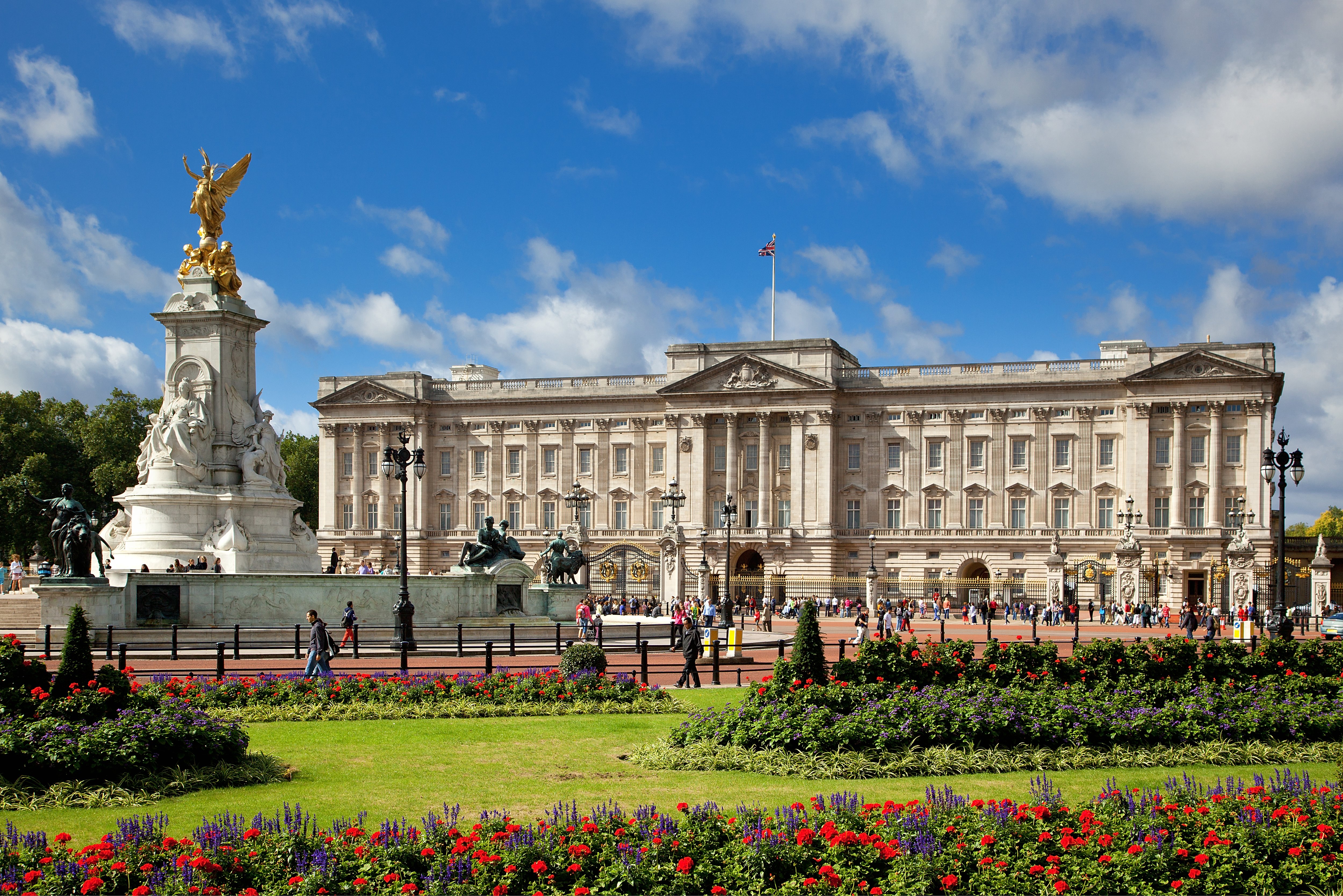 Buckingham Palace hiring new security role for ‘complex, high-risk or sensitive cases’
