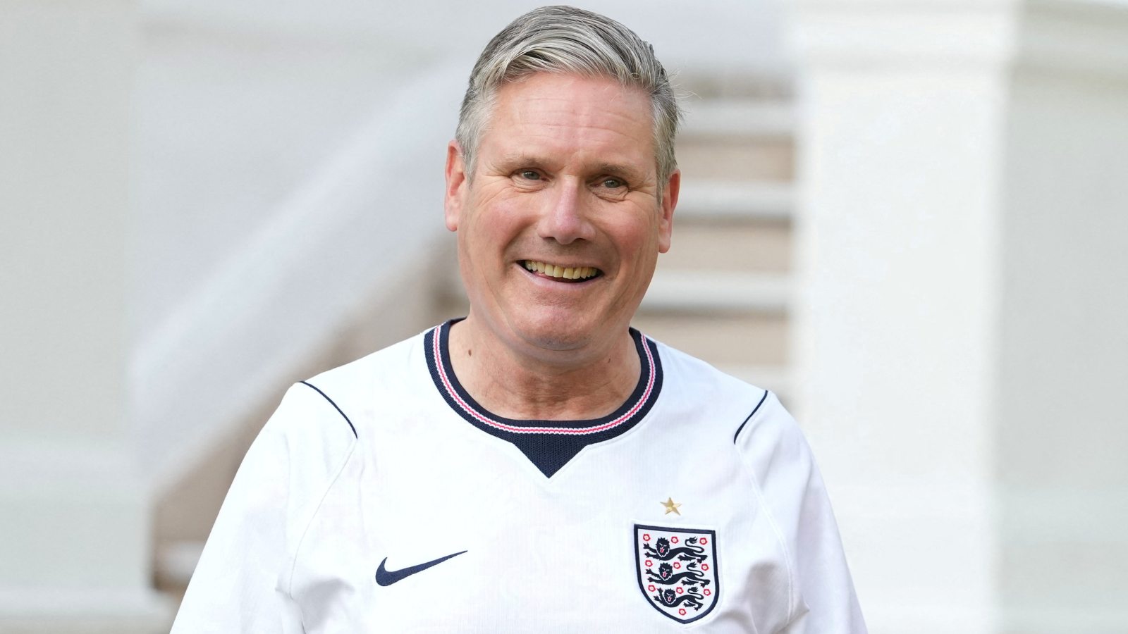 Keir Starmer to jet off to World Cup final in one last foreign trip as PM - just hours before he leaves No10