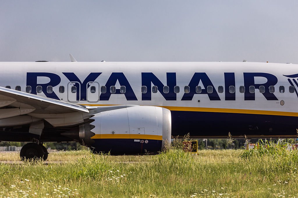 Ryanair flight forced to return back to airport after pilot transmits hijack code after 'false security report'