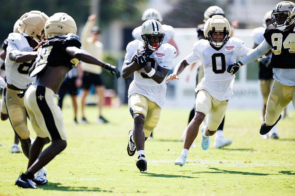 Hebert: Saints finally got their run game working at camp