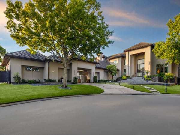 Ex-NBA star's resort-style Houston home hits market for $11.99 million