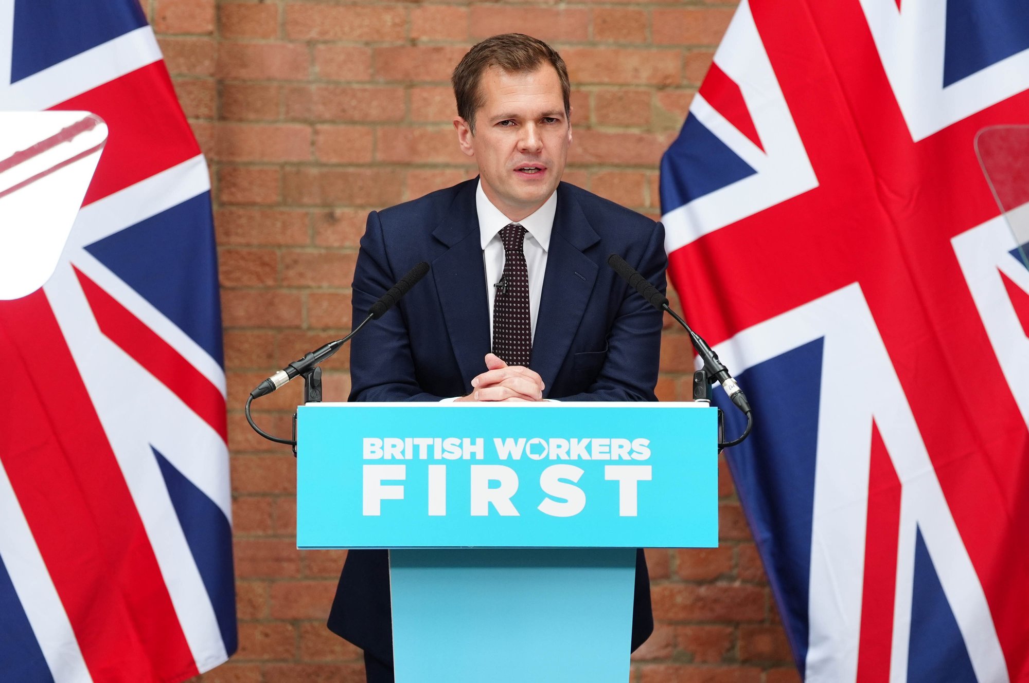 Reform pledge to save £100bn in first 100 days of office with brutal swipe at Rachel Reeves