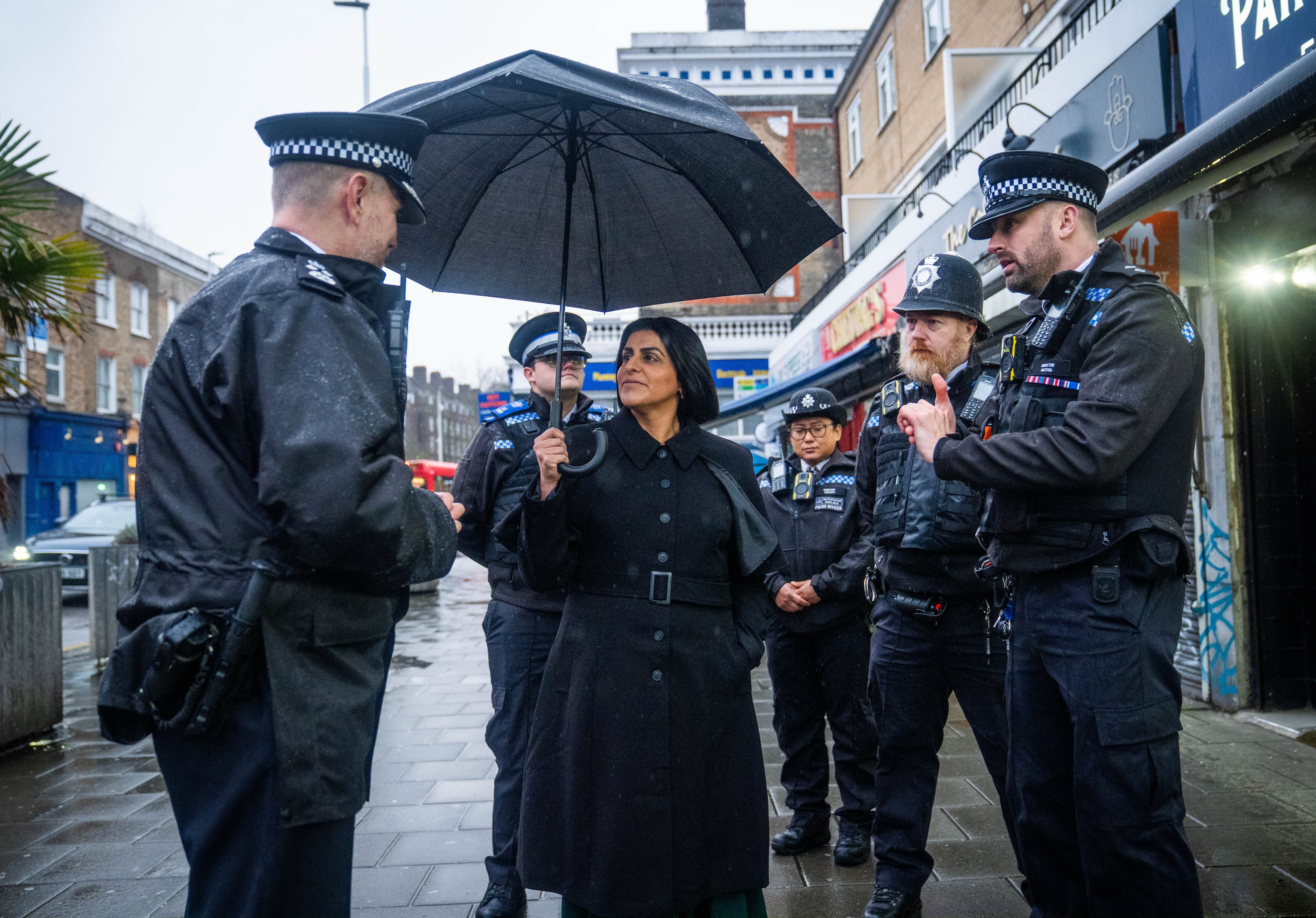 Shabana Mahmood orders police to ban masks and ramp up surveillance to target anti-migration protesters