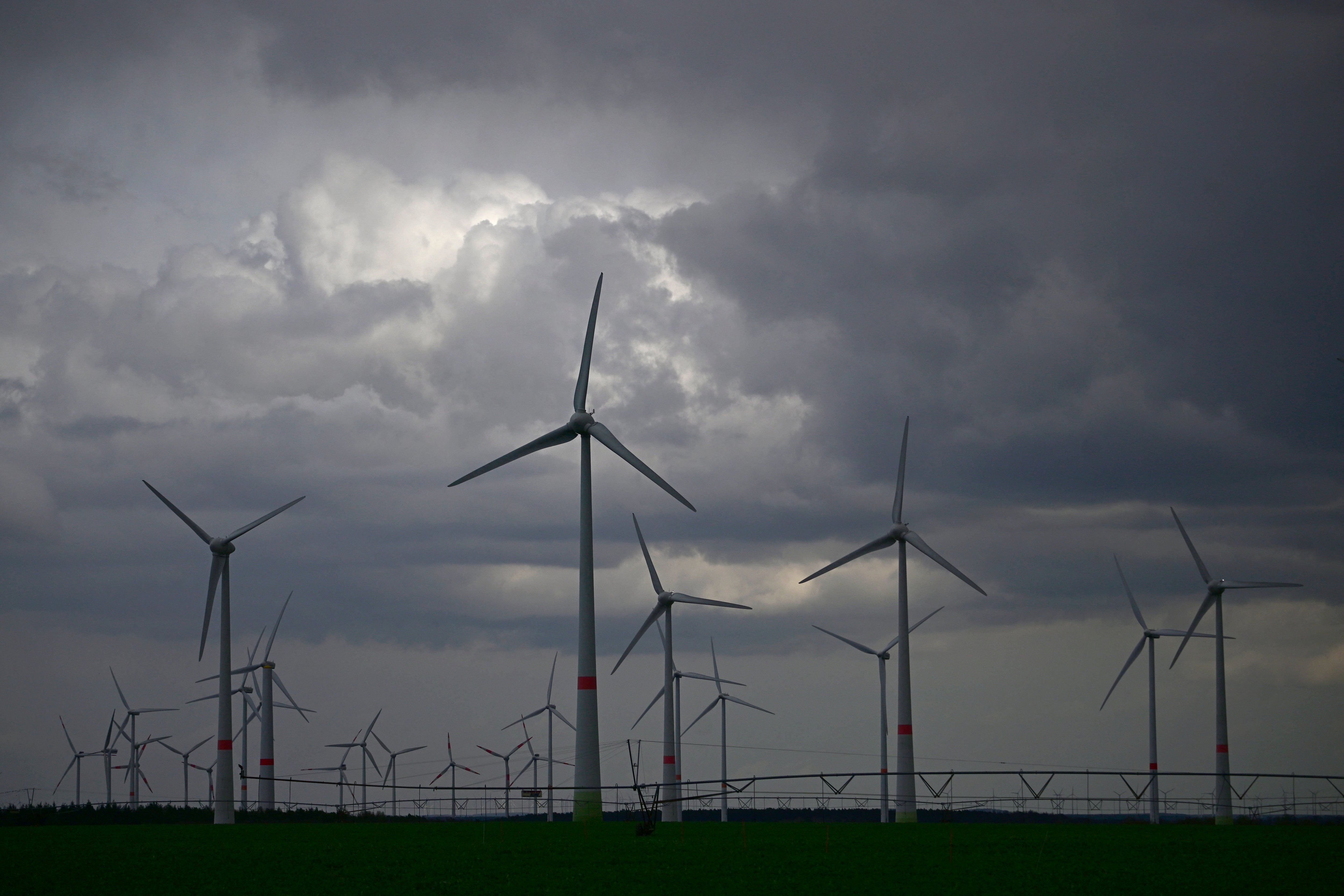 Lords launch inquiry into 'dunkelflaute' risk as renewables leave Britain vulnerable on windless, sunless days