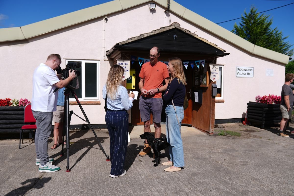 Polls close in Piddington as village holds independence vote in protest over migrants housed at nearby MoD base
