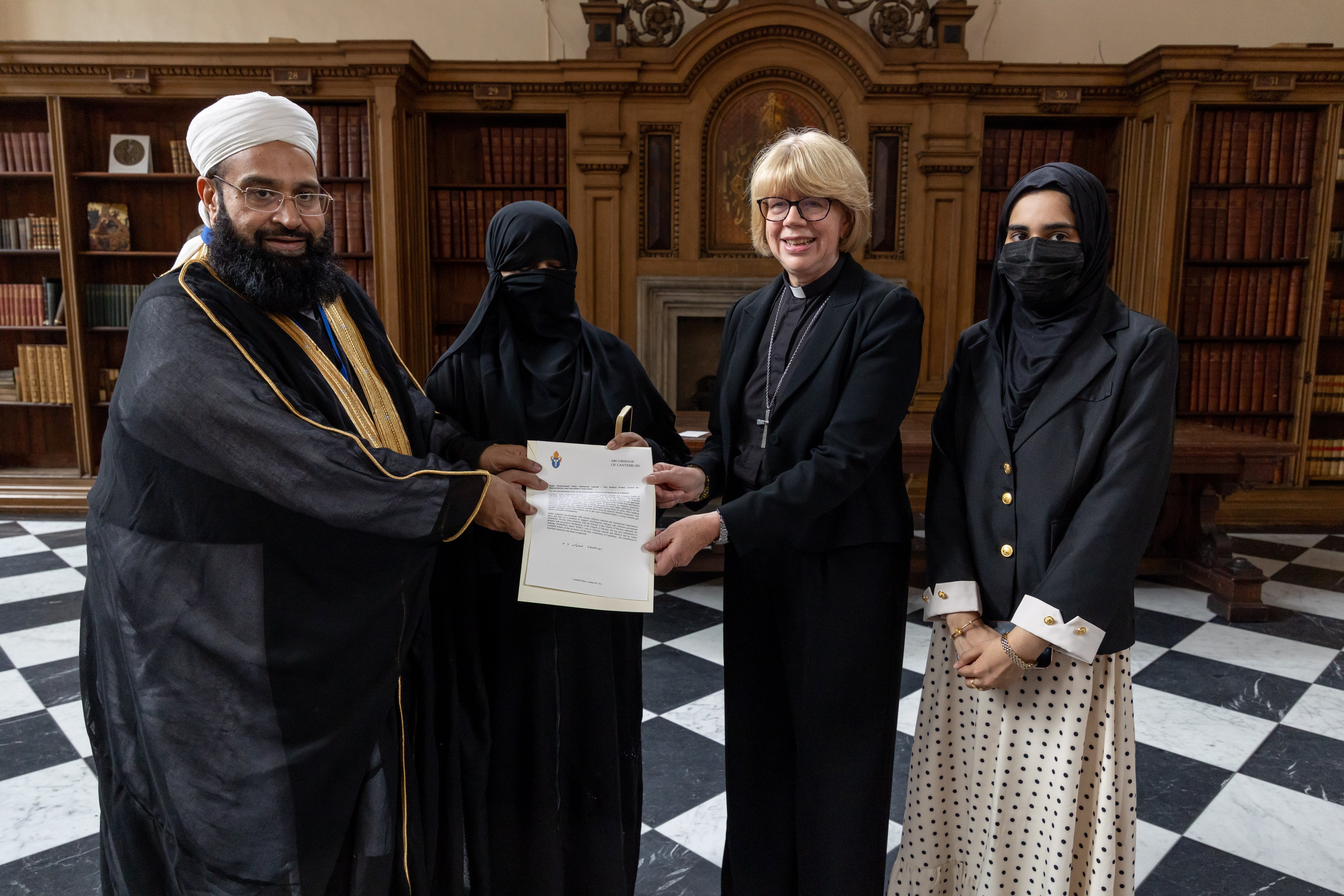 Archbishop of Canterbury revokes award for Islamic cleric who praised 9/11 mastermind Osama Bin Laden