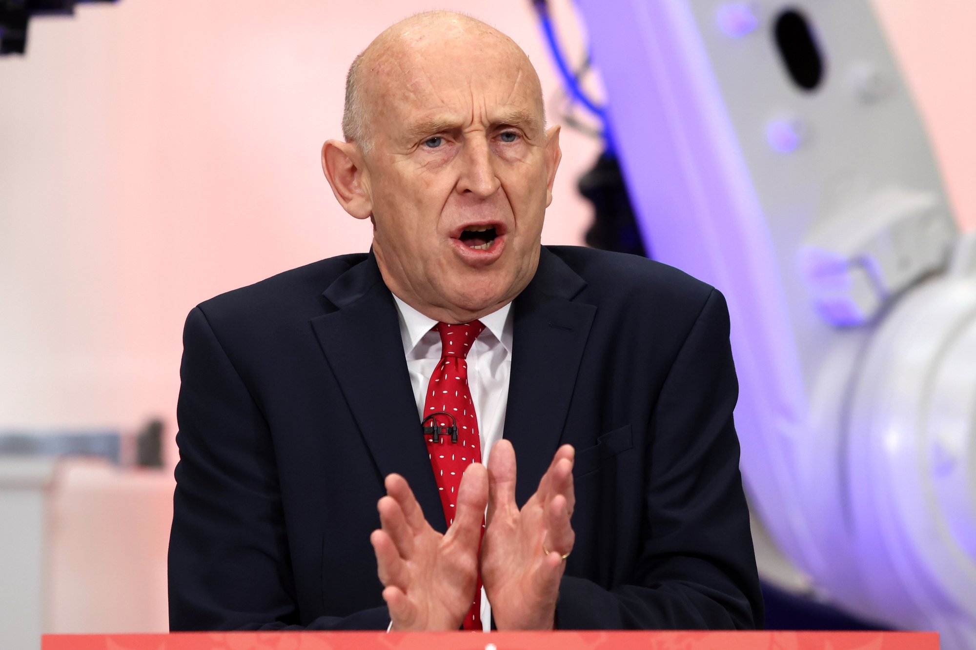 John Healey weighs up dropping mansion tax threshold in 'war on middle class'