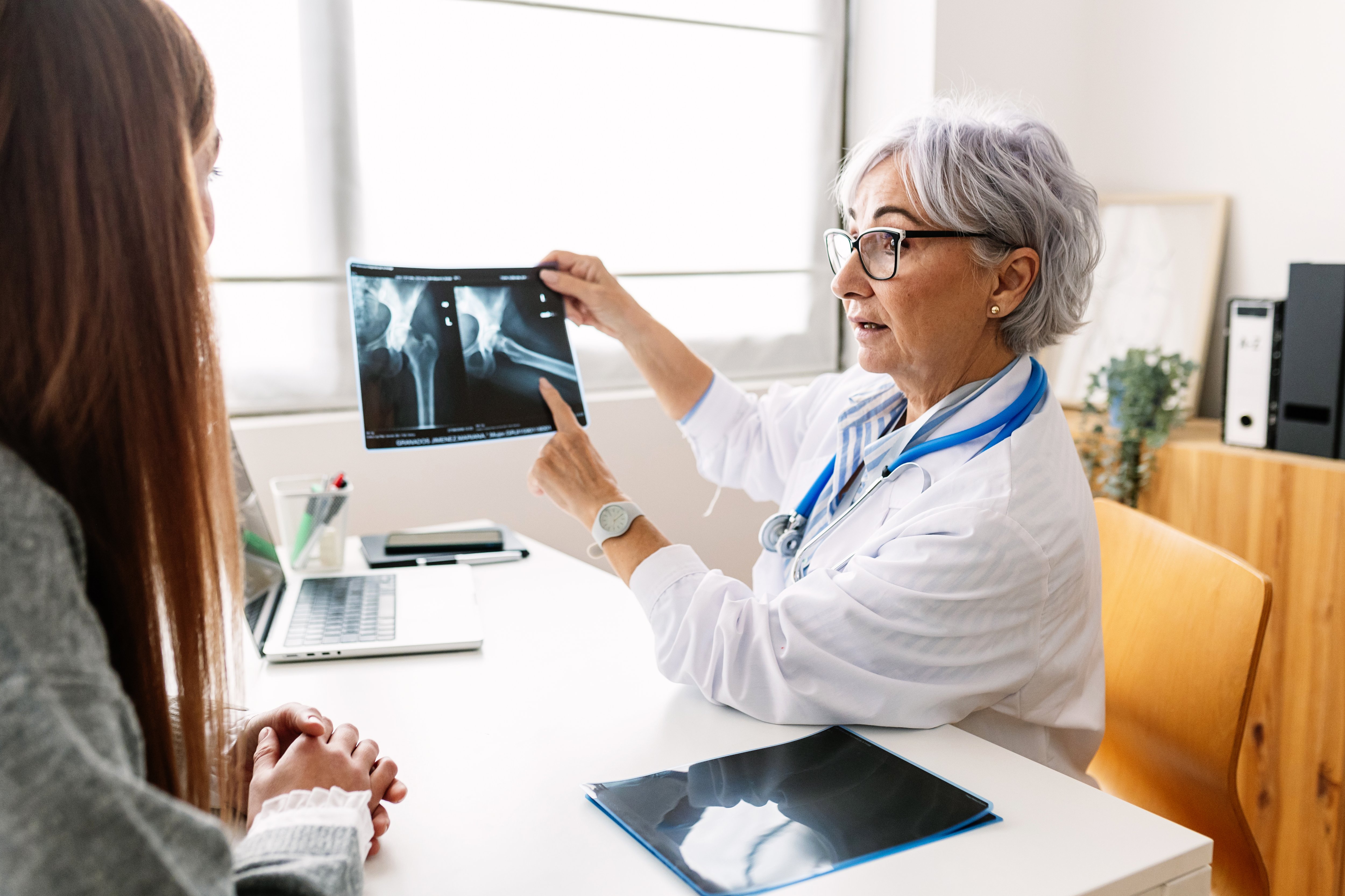 Nearly 10,000 hip fractures a year 'could be prevented' by ending 'postcode lottery'