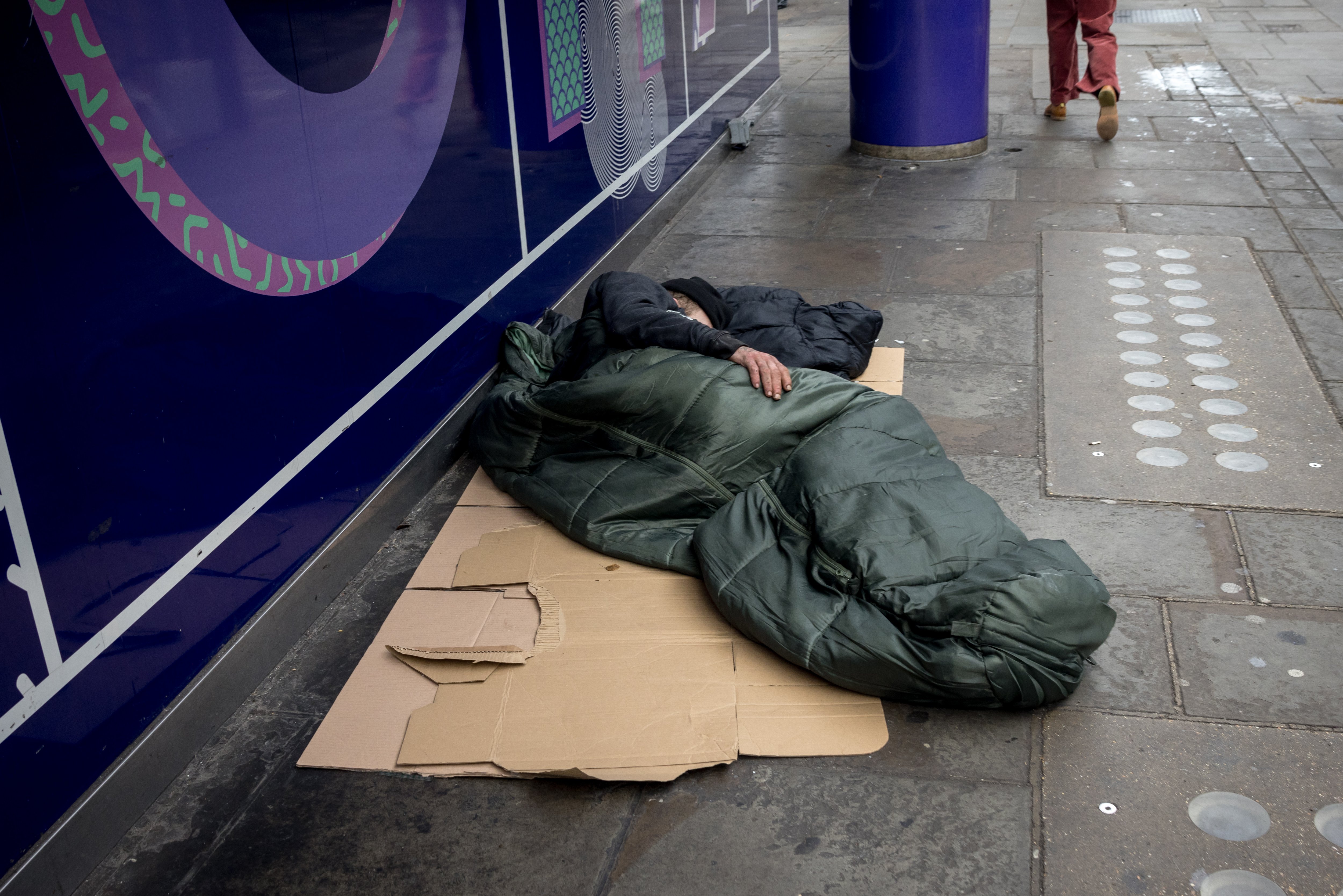 Homeless veteran told by charity to show support for migrants getting houses in personal testimony
