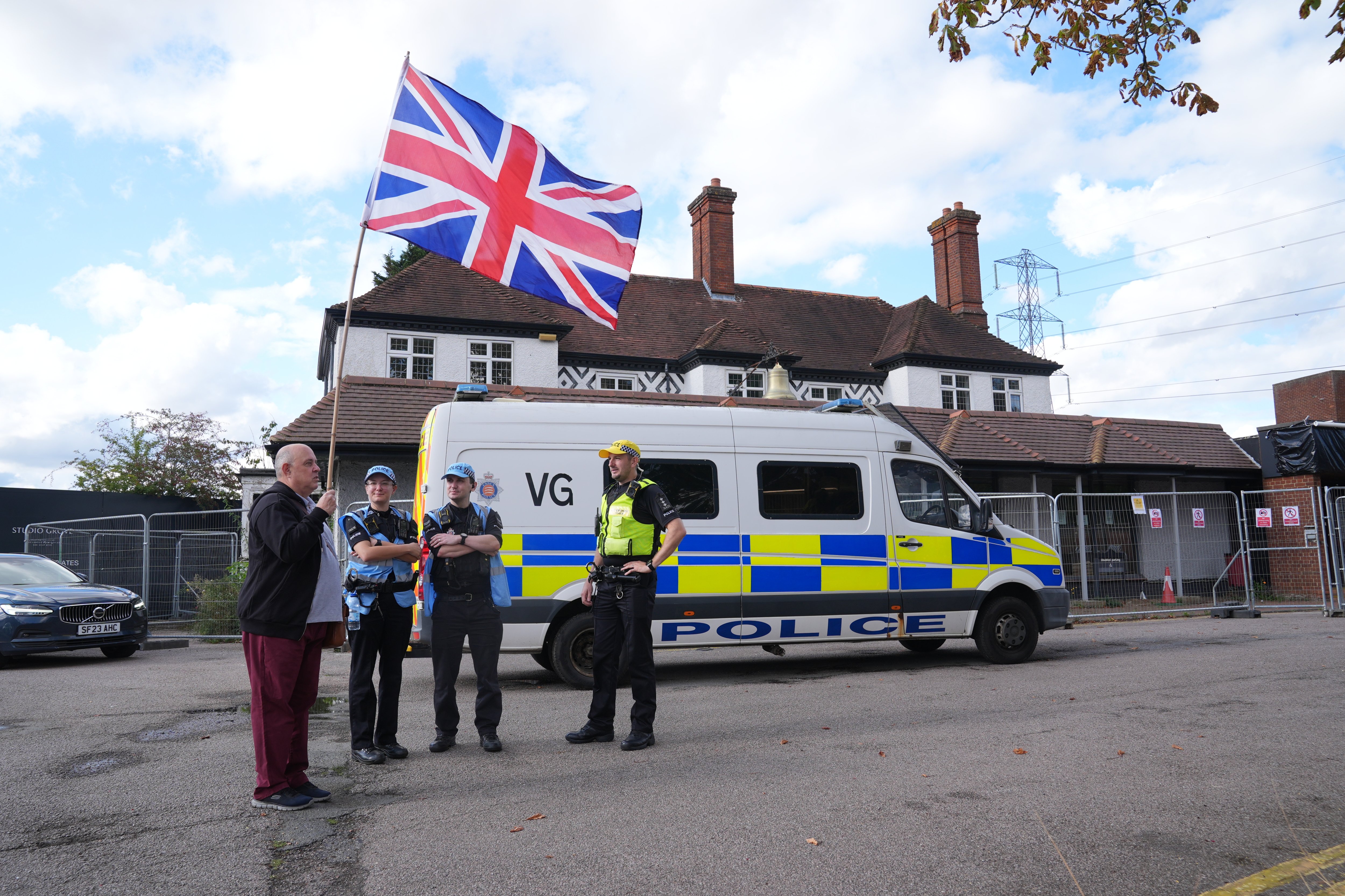 Labour MP compares Epping migrant hotel protesters to proscribed terror group Palestine Action