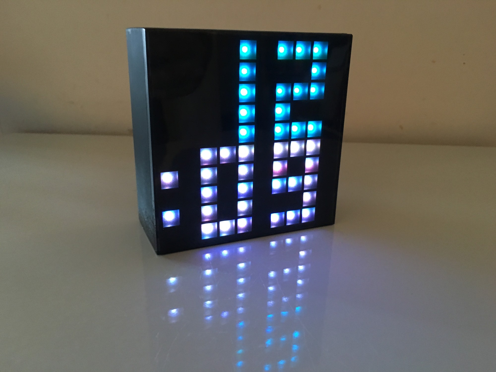 Aurabox light hot sale