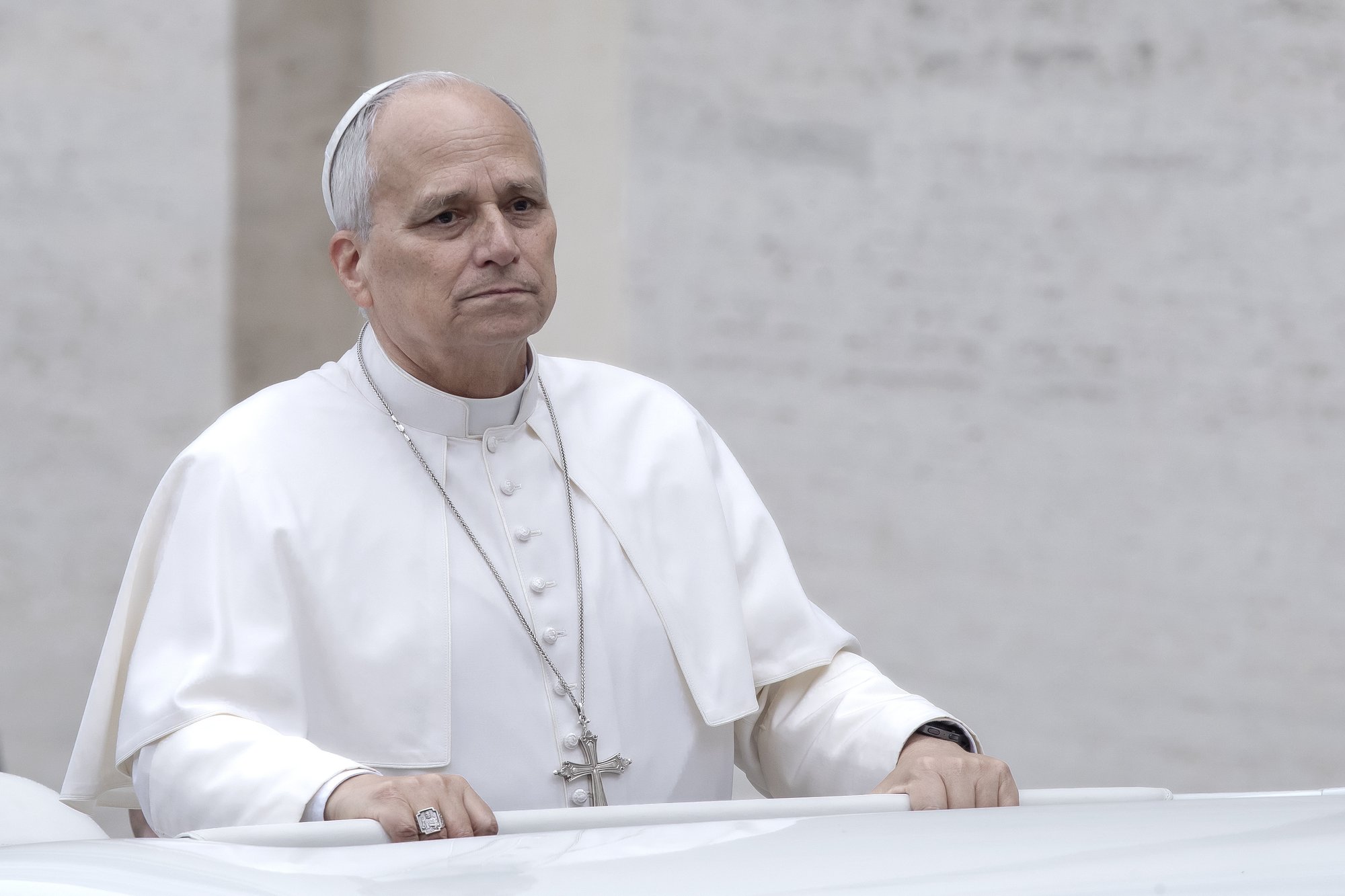 Pope Leo, 71, to undergo emergency surgery in days after 'early-stage diagnosis'