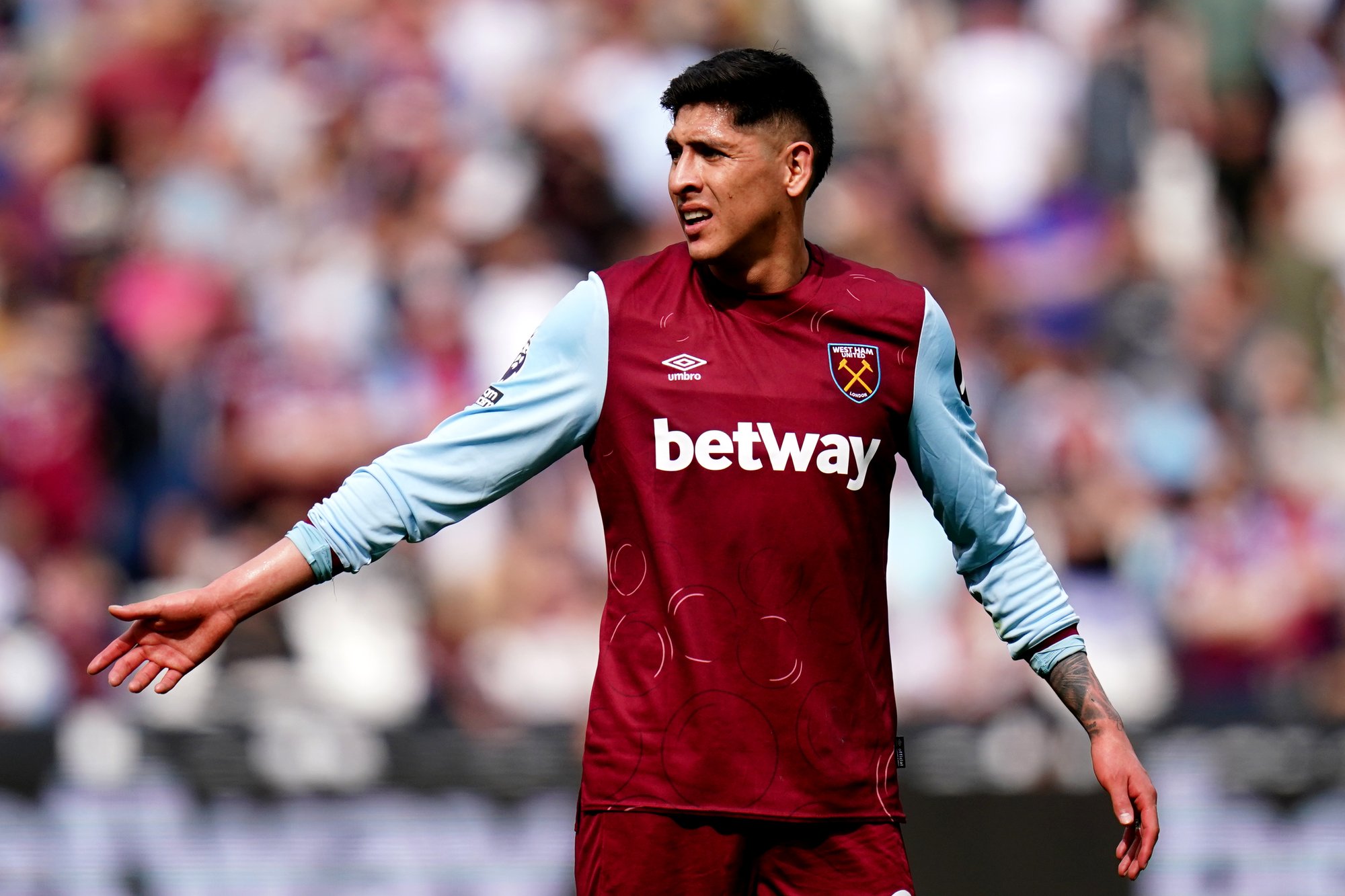 West Ham's Alvarez accused of selling fake Covid certificates