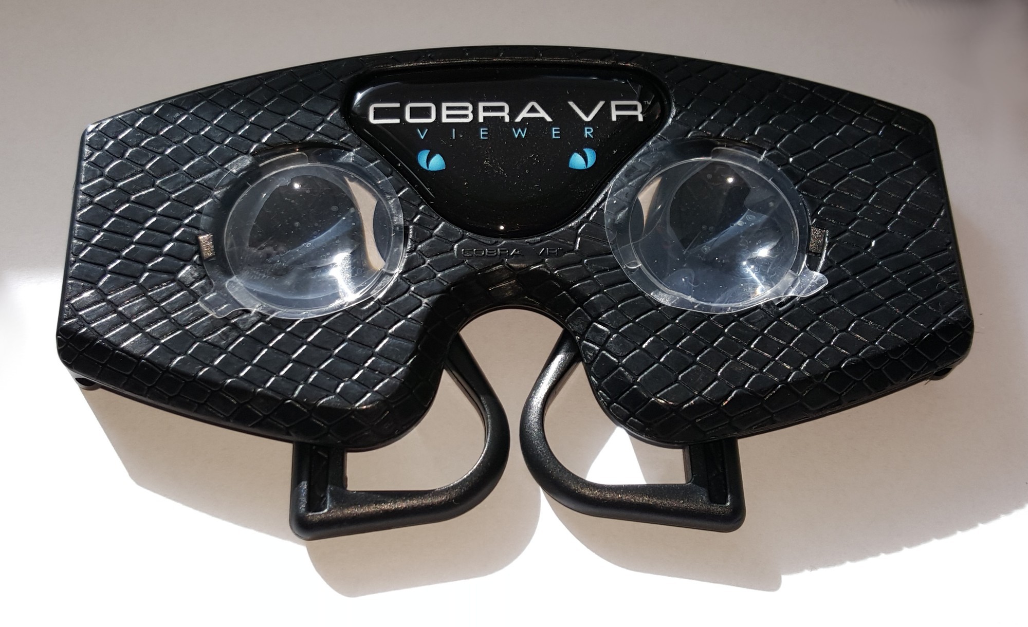 Cobra VR Virtual Reality Viewer by Handstands - Works W/Google Cardboard  Apps