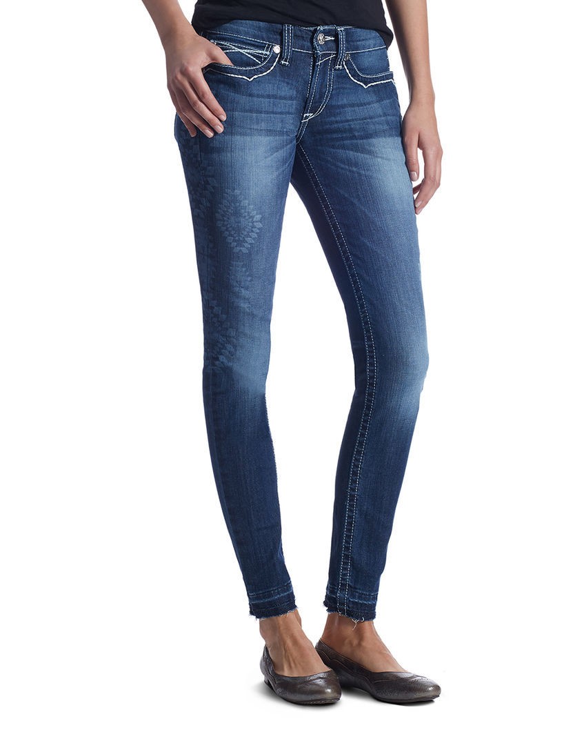 6 Easy Ways How To Dress Up a Simple Pair Of Skinny Jeans One Country