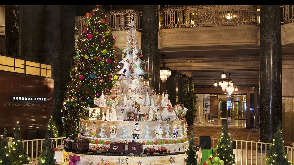 Where to See San Francisco’s Most Spectacular Gingerbread Houses 7x7